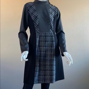 NWT Vince Camuto Gray/Black Color-Block Midi Dress